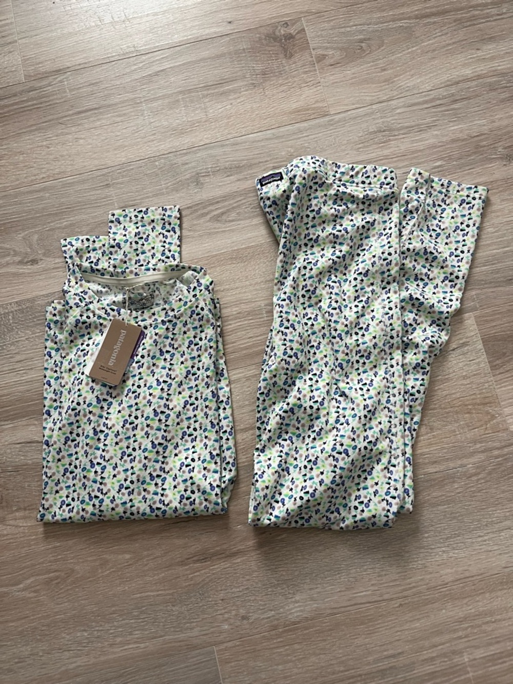 NWT Patagonia Girls Baselayer Floral Top and Leggings Set - Size XL (16/18)